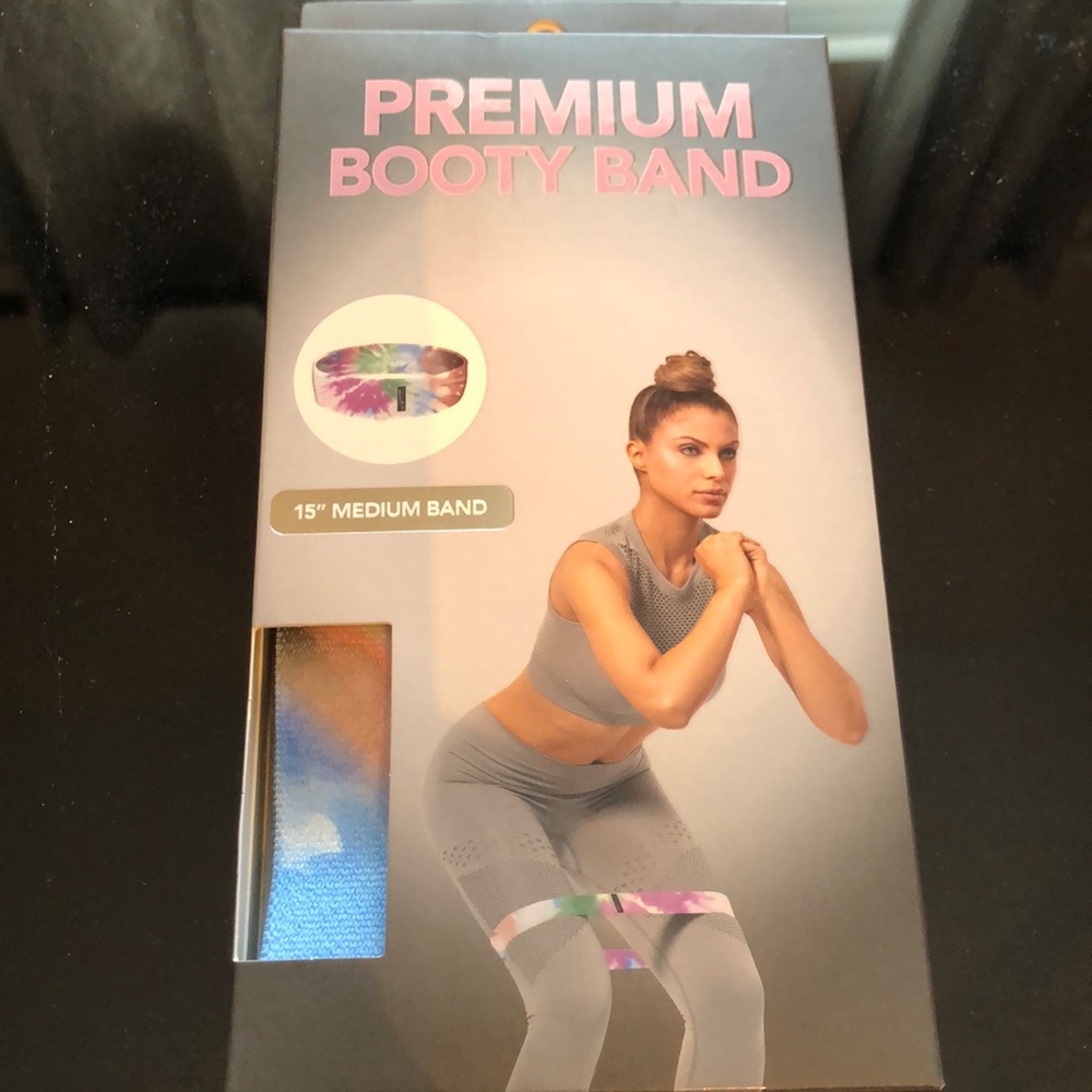 NEW WITH TAGS Premium Resistance 15” Booty Band
